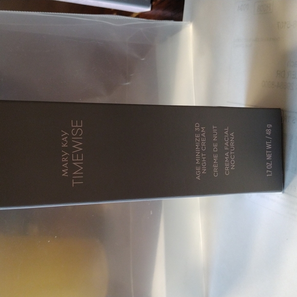 Mary Kay Other - Mary Kay night Timewise Age Minimize 3D Night Cream for Combination to Oily Skin